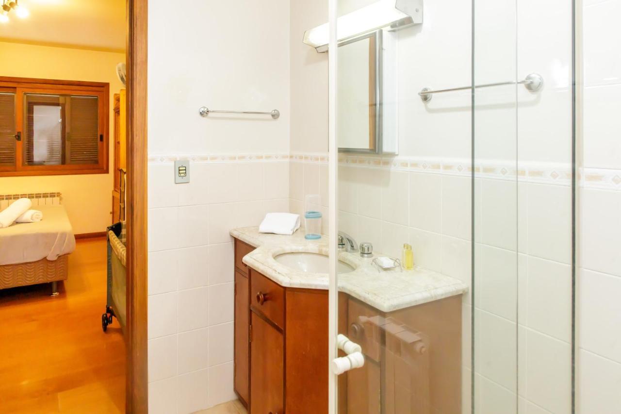 Apartamento Amplo E Aconchegante Na Av Das Hortencias No Centro De غرامادو المظهر الخارجي الصورة